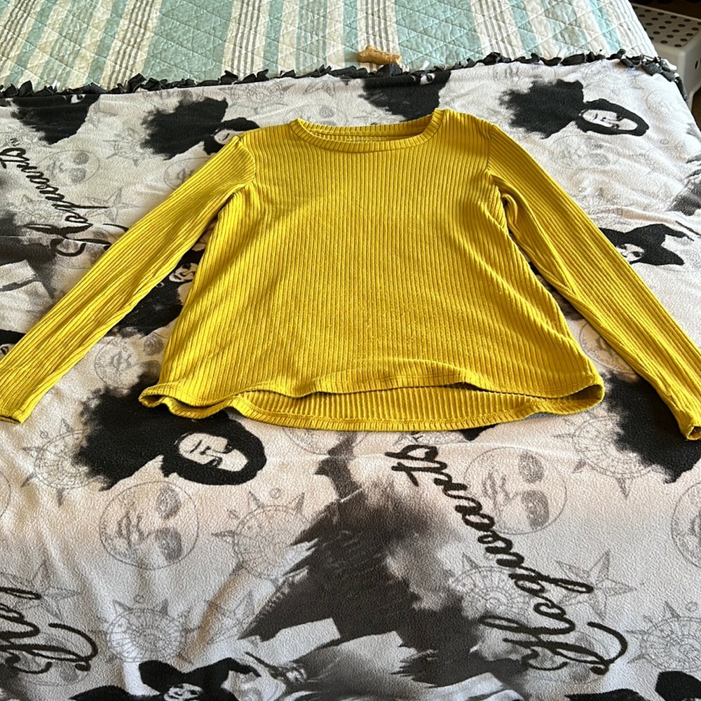 Soft and Sexy American Eagle long sleeve.
